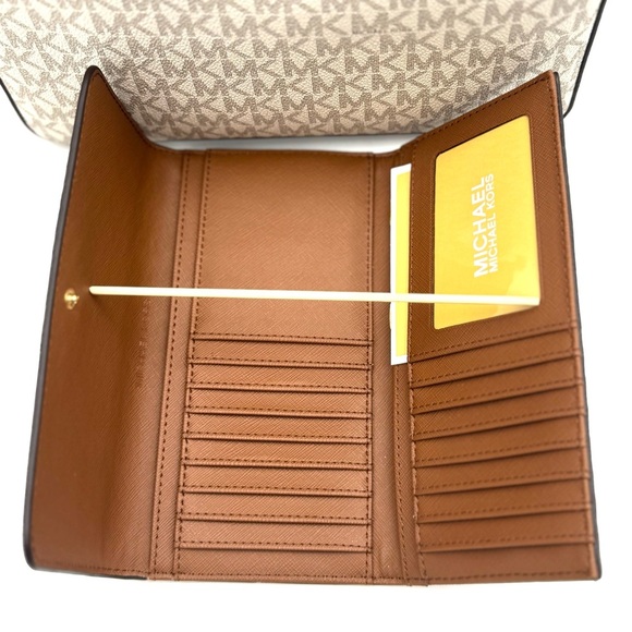 Michael Kors Large EW Crossbody Bag & Large Trifold Wallet Vanilla/Brown Set - Picture 8 of 11